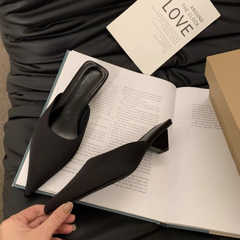 Nowe luksusowe klapki damskie  – Sandals recenzja i cena